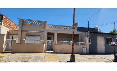 Juan S. Bach 3949, Isidro Casanova