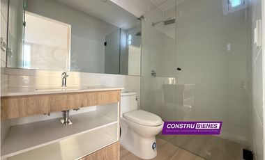 Casa nueva en Urbanización Portomanta, 4 dormitorios al Sur de Manta