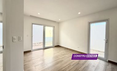 Casa nueva en Urbanización Portomanta, 4 dormitorios al Sur de Manta