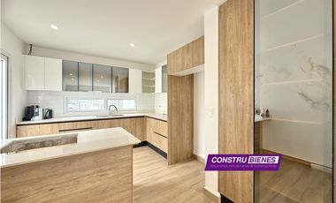 Casa Nueva con Dormitorio en Planta Baja en Portomanta – Manta