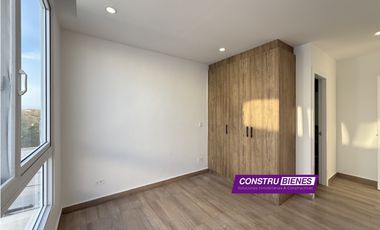 Casa nueva en Urbanización Portomanta, 4 dormitorios al Sur de Manta