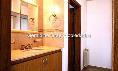 Casa Nivel Gerencial en alquiler en barrio privado Los Olivos, Centenario