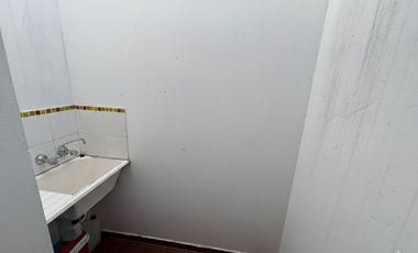 CASA DUPLEX EN VENTA LUIS GUILLON APTO CREDITO