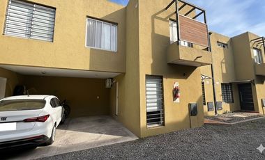 CASA DUPLEX EN VENTA LUIS GUILLON APTO CREDITO