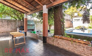 CASA 3 AMBIENTES EN VENTA TAPIALES LOTE 460m2