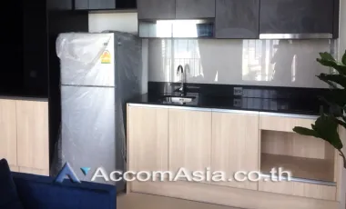 2 BR Condominium @Edge Sukhumvit 23 Condominium (AA21803)