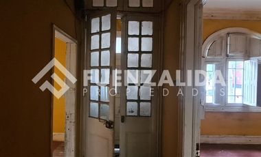 Casa en Venta en Gamero con Av Independencia