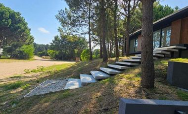 VENTA CASA COSTA ESMERALDA 5 AMBIENTES