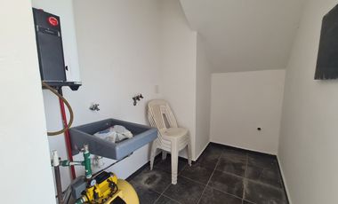 Casa en Venta Lomas del Dorado / frente a parque