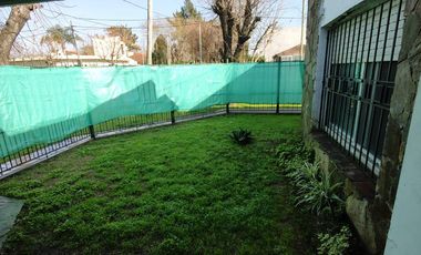 Casa en venta - 3 dormitorios 3 baños - 200mts2 - City Bell, La Plata