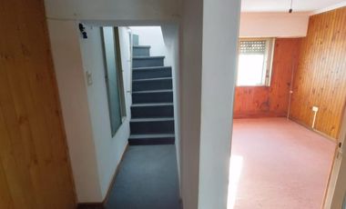 Casa en venta - 3 dormitorios 3 baños - 200mts2 - City Bell, La Plata