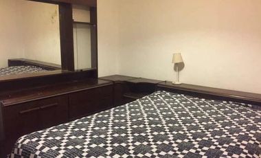 Casa en venta - 4 dormitorios, 3 baños, 4 cocheras - 180mts2 sobre lote de 450mts2 - Aguas Verdes