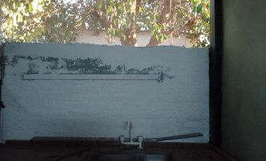 Casa en venta - 3 dormitorios, 2 baños - 260mts2 sobre lote de 296mts2 - Juan María Gutiérrez