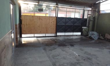 Casa en venta - 3 dormitorios, 2 baños - 260mts2 sobre lote de 296mts2 - Juan María Gutiérrez