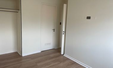 Arrienda departamento en Av principal, conectividad única