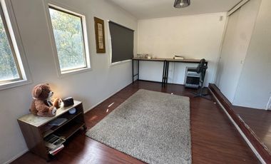 CASA AMPLIA EN VILLA SANTA CAROLINA CON GRAN TERRENO