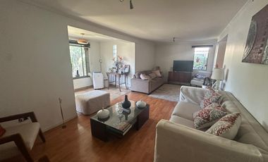 CASA AMPLIA EN VILLA SANTA CAROLINA CON GRAN TERRENO