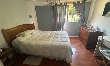 CASA AMPLIA EN VILLA SANTA CAROLINA CON GRAN TERRENO