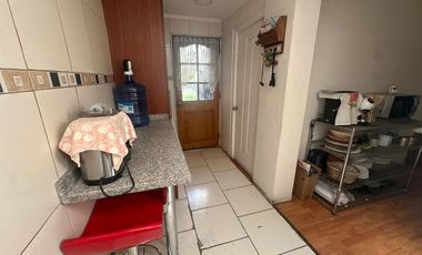 CASA AMPLIA EN VILLA SANTA CAROLINA CON GRAN TERRENO