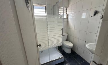 CASA AMPLIA EN VILLA SANTA CAROLINA CON GRAN TERRENO