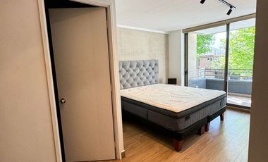 Departamento en arriendo c/ estacionamiento en Villa El Dorado