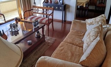 Departamento en arriendo c/ estacionamiento en Parque Arauco