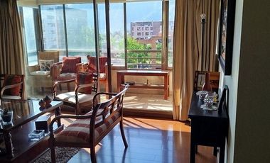 Departamento en arriendo c/ estacionamiento en Parque Arauco