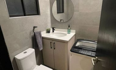 Departamento en arriendo c/ estacionamiento en Metro Manquehue - Apumanque