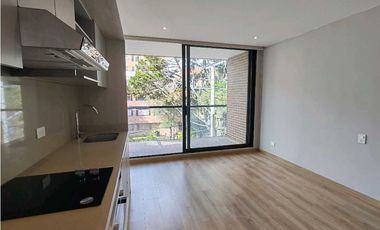 Arriendo apartaestudio NUEVO Santa Ana