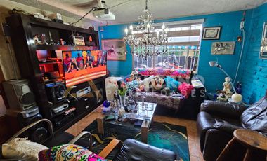 CONVERSABLE CASA EN VENTA 3D1B EXCELENTE UBICACIÓN