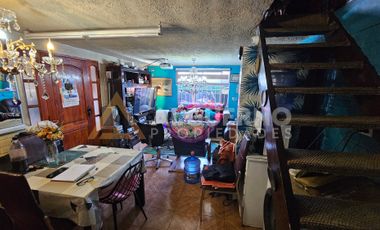 CONVERSABLE CASA EN VENTA 3D1B EXCELENTE UBICACIÓN