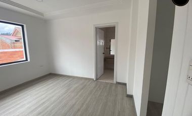 Casa de arriendo en Paucarbamba – código:22111