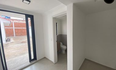 Casa de arriendo en Paucarbamba – código:22111