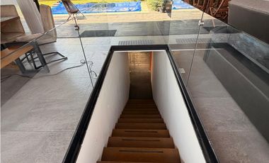 TEQUES CASA EN VENTA/RENTA CON VISTA AL LAGO “5