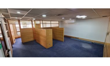 Oficina Climatizada 214m2 calle Rosal Santiago