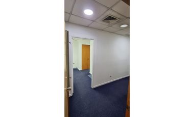 Oficina Climatizada 214m2 calle Rosal Santiago