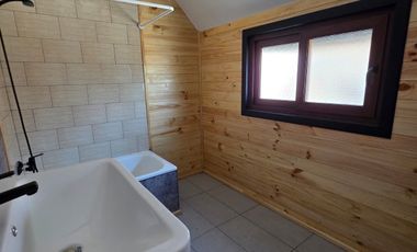 EXCELENTE CASA DE 4 DORMITORIOS EN LOMAS DE MIRASUR