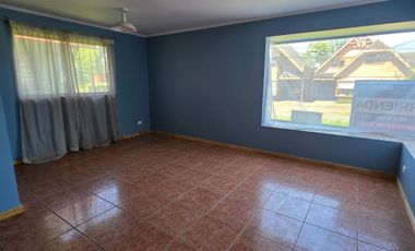 EXCELENTE CASA DE 4 DORMITORIOS EN LOMAS DE MIRASUR