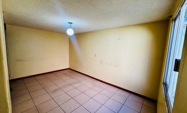CASA EN RENTA CON LOCAL COMERCIAL EN IZCALLI PIRAMIDES TLALNEPANTLA EDO DE MEX