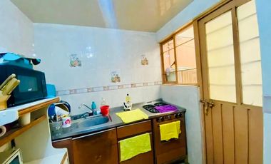 CASA EN RENTA CON LOCAL COMERCIAL EN IZCALLI PIRAMIDES TLALNEPANTLA EDO DE MEX