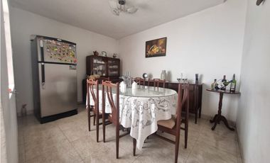 VENDEMOS MAGNIFICA PROPIEDAD PARA USO MIXTO SECTOR AVENIDA IDEMA-MB