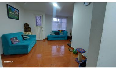 LINDO Y ACOGEDOR APARTAMENTO EN VENTA. SECTOR LORENZO.SC