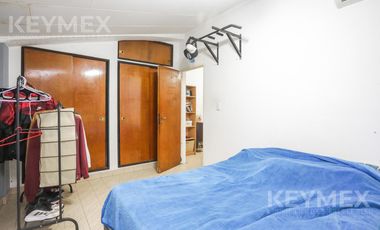 Casa con Galpón en Barracas