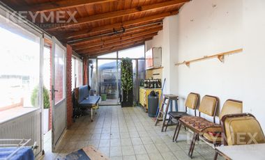 Casa con Galpón en Barracas