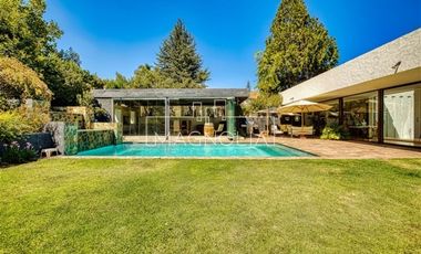 Casa en Arriendo en ESPECTACULAR MEDITERRANEA SAN CARLOS DE APOQUINDO