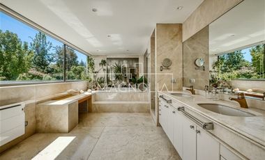 Casa en Arriendo en ESPECTACULAR MEDITERRANEA SAN CARLOS DE APOQUINDO