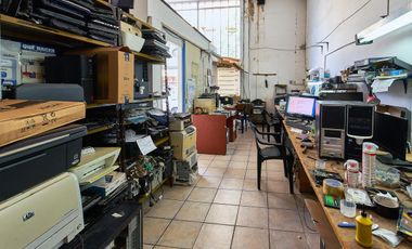 Local comercial calle San Luis y Dorrego Rosario