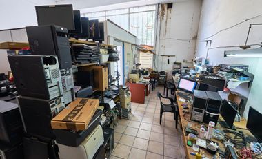 Local comercial calle San Luis y Dorrego Rosario