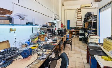 Local comercial calle San Luis y Dorrego Rosario