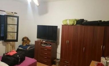 Casa en venta - 4 dormitorios 3 baños - Cochera - 300mts2 - Tolosa, La Plata